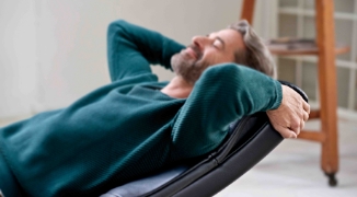 ストレスレスチェアは、長時間座っても疲れないチェア眠くなったら寝姿勢に。