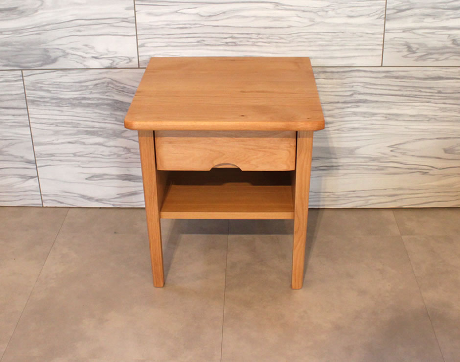 ロースト 40ベッドサイドテーブル ROAST 40 BED SIDE TABLE W40×D40
